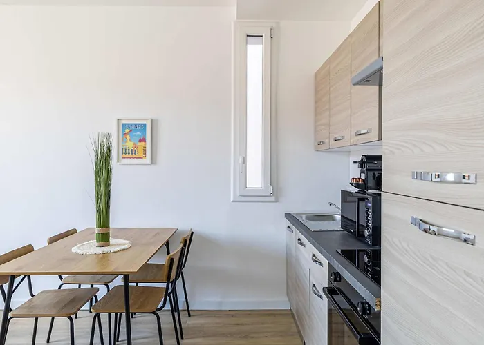 Daire Le Logis Cannois Au Calme En Centre-ville